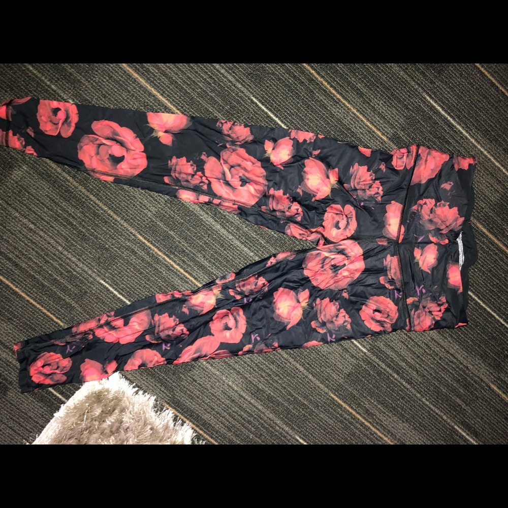 VS crop sports leggings